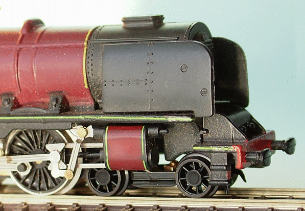 N Brass loco bogie fitted to a Farish Duchess 4-6-2